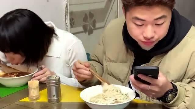 腌菜夫妇邻居爆料视频在线观看,揭秘真实生活点滴 第1张 腌菜夫妇邻居爆料视频在线观看,揭秘真实生活点滴 第1张