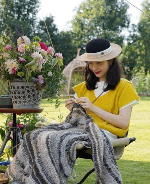 推特男网红吃瓜事件视频,揭秘推特男网红的惊人一幕!” 第2张 推特男网红吃瓜事件视频,揭秘推特男网红的惊人一幕!” 第2张